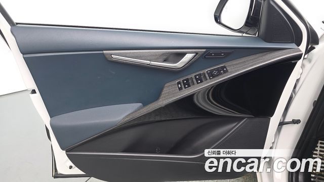 Kia Niro EV Earth 2024 — фото 30