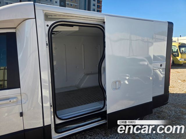 Hyundai ST1 Cargo Freezer Container Premium 2025 — фото 7