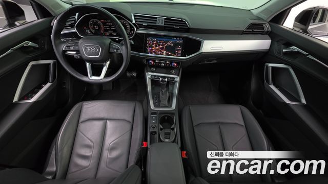 Audi Q3 (F3) 35 TDI Premium Sportback 2022 — фото 7