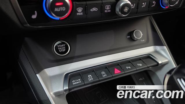 Audi Q3 (F3) 35 TDI Premium Sportback 2022 — фото 16