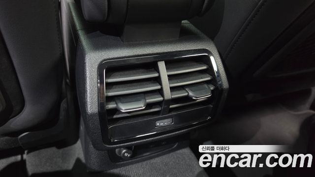 Audi Q3 (F3) 35 TDI Premium Sportback 2022 — фото 19