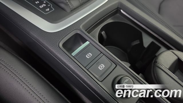 Audi Q3 (F3) 35 TDI Premium Sportback 2022 — фото 31