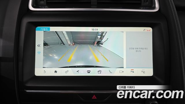Jaguar E-PACE P250 S 2018 — фото 13