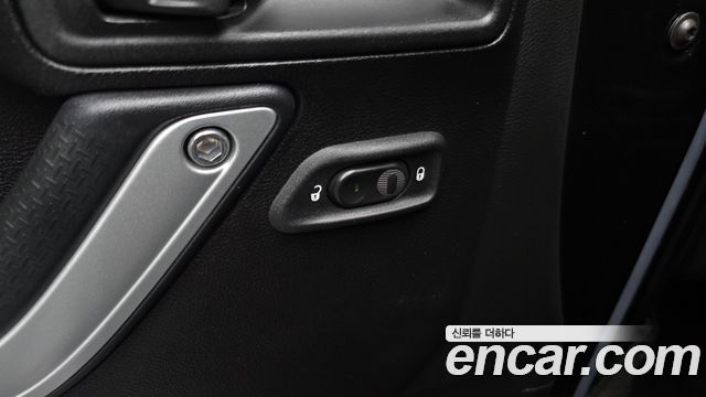 Jeep Wrangler (JK) 3.6 Rubicon 4Door 2017 — фото 27