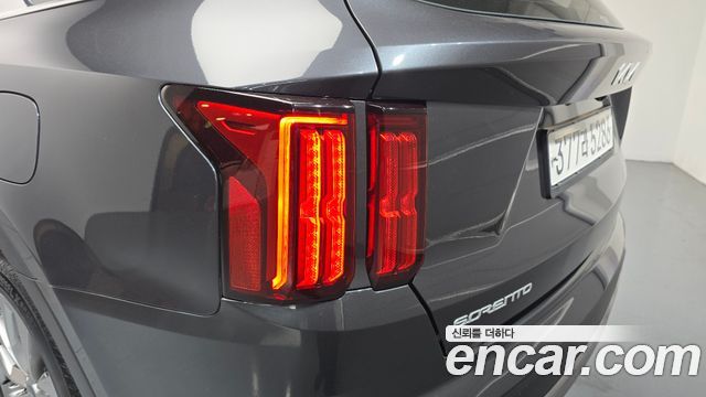 Kia Sorento (IV) Diesel 2.2 2WD Noblesse 2023 — фото 23