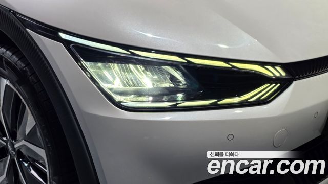 Kia EV6 Long Range Air 2023 — фото 22