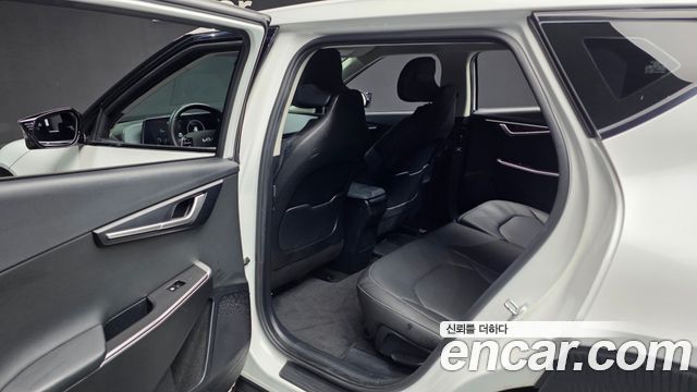 Kia EV6 Long Range Air 2023 — фото 26