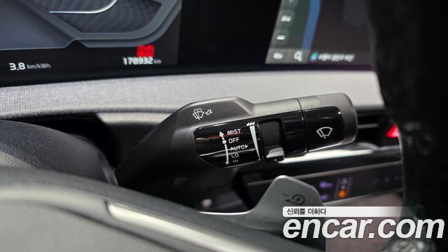 Kia EV6 Long Range Air 2023 — фото 30