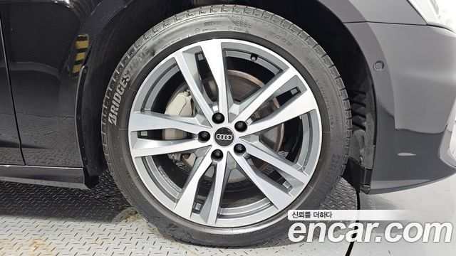 Audi A6 (C8) 45 TFSI Quattro Premium 2021 — фото 21