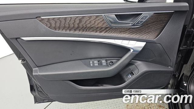 Audi A6 (C8) 45 TFSI Quattro Premium 2021 — фото 24
