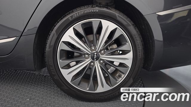 Kia K8 3.5 LPG 2WD Perstige 2022 — фото 21