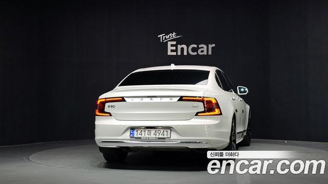 Volvo S90 T8 AWD Ultimate Bright 2022 — фото 4