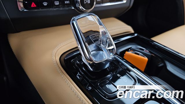 Volvo S90 T8 AWD Ultimate Bright 2022 — фото 9