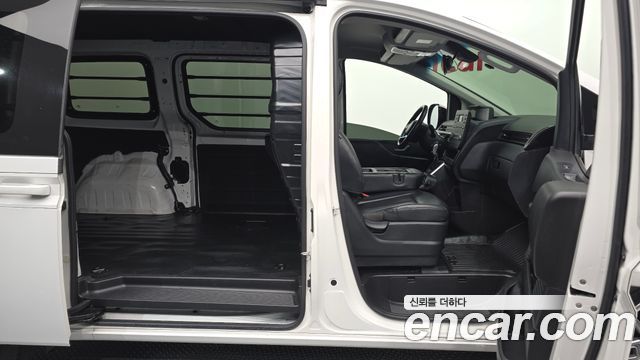 Hyundai Staria Cargo 3-Seater Modern 2023 — фото 13