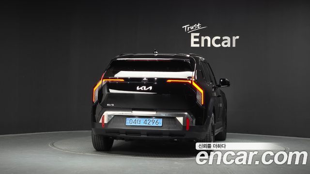 Kia EV3 Long Range 2WD Earth 2025 — фото 4