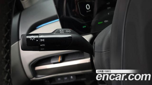 Kia EV3 Long Range 2WD Earth 2025 — фото 29