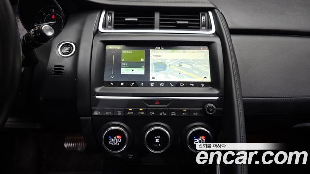 Jaguar E-PACE D180 S 2019 — фото 14