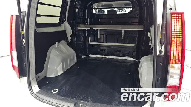 Hyundai Staria Cargo 5-Seater Modern 2023 — фото 20