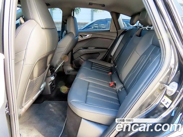 Audi Q4 e-tron (F4) 45 Premium Sportback 2026 — фото 6