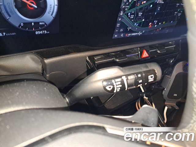 Kia Niro EV Earth 2023 — фото 10