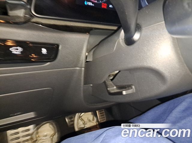 Kia Niro EV Earth 2023 — фото 13