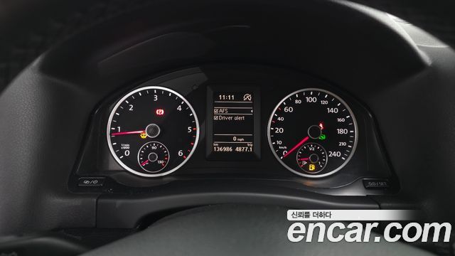 Volkswagen Tiguan 2.0 TDI Comfort 5N 2014 — фото 8