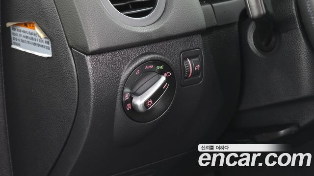 Volkswagen Tiguan 2.0 TDI Comfort 5N 2014 — фото 15