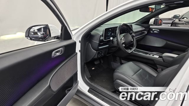 Hyundai Ioniq 6 Long Range Exclusive + 2023 — фото 10