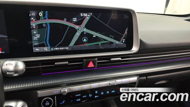 Hyundai Ioniq 6 Long Range Exclusive + 2023 — фото 13
