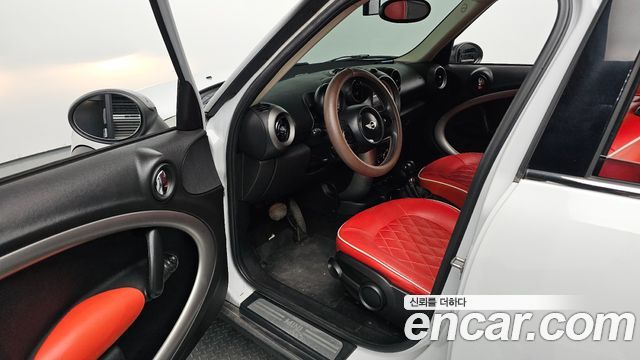 MINI Cooper D Countryman SE 1st 2012 — фото 10