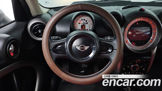 MINI Cooper D Countryman SE 1st 2012 — фото 13