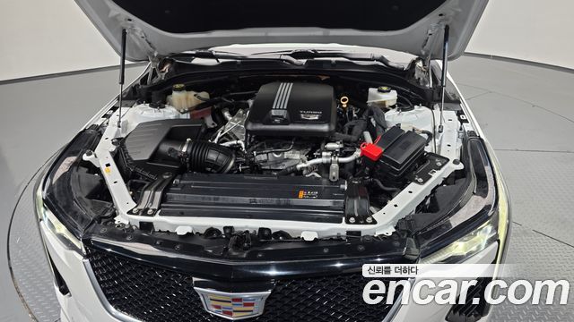 Cadillac CT4 2.0 Sport 2021 — фото 6