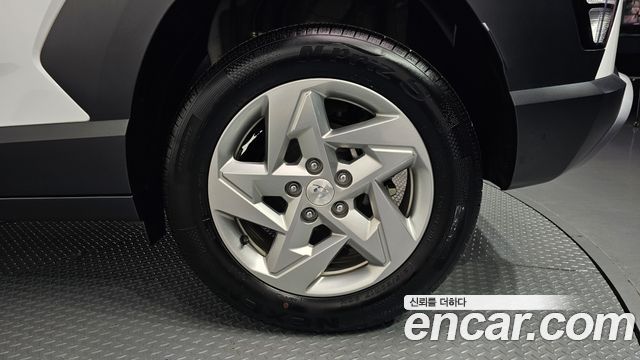 Hyundai Kona (SX2) Gasoline 1.6 Turbo 2WD Premium 2023 — фото 27