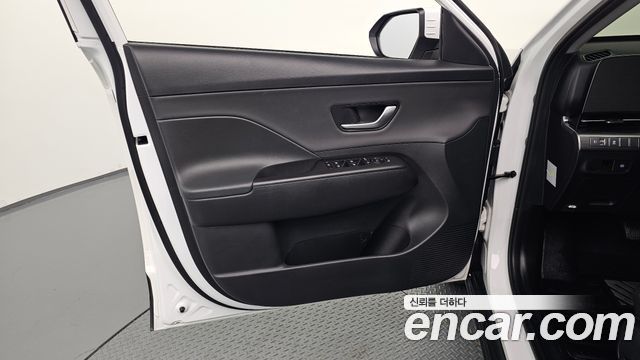 Hyundai Kona (SX2) Gasoline 1.6 Turbo 2WD Premium 2023 — фото 30
