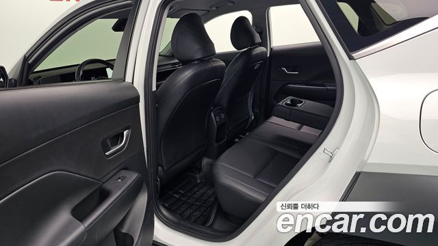 Hyundai Kona (SX2) Gasoline 1.6 Turbo 2WD Premium 2023 — фото 32
