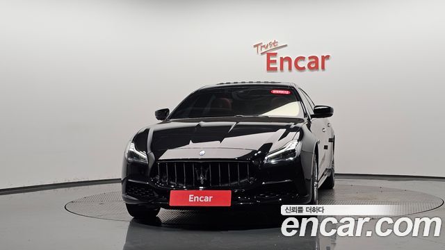 Maserati Quattroporte S Q4 3.0 V6 Granlusso 2019 — фото 3