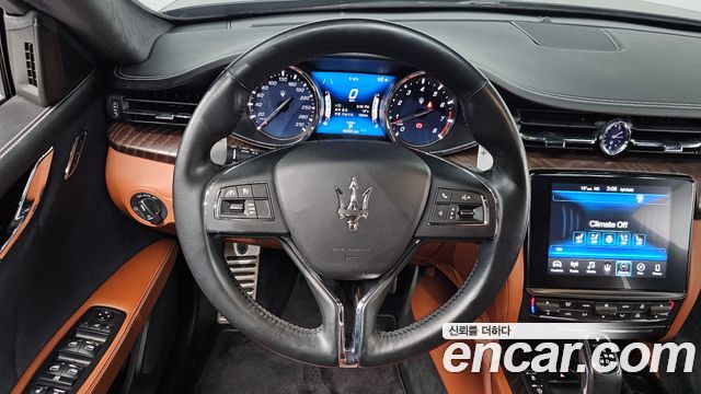 Maserati Quattroporte S Q4 3.0 V6 Granlusso 2019 — фото 13