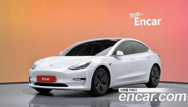 Tesla Model 3 Long Range AWD