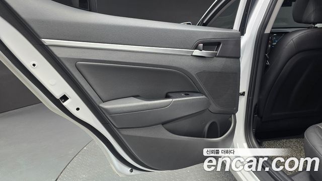 Hyundai Avante (AD) 1.6 Smart 2020 — фото 25