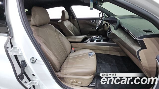 Kia K8 2.5 Gasoline 2WD Noblesse Light 2022 — фото 12