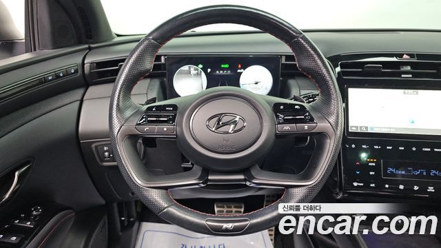 Hyundai Tucson (NX4) Gasoline 1.6 Turbo 2WD N Line Inspiration 2022 — фото 13
