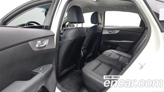 Kia K3 (II) 1.6 Prestige 2022 — фото 12