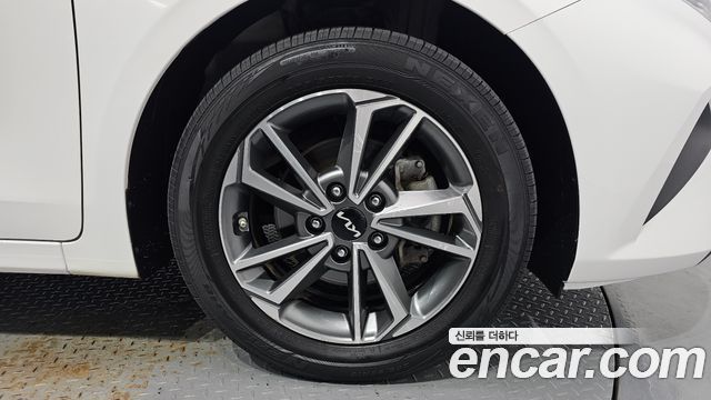 Kia K3 (II) 1.6 Prestige 2022 — фото 21