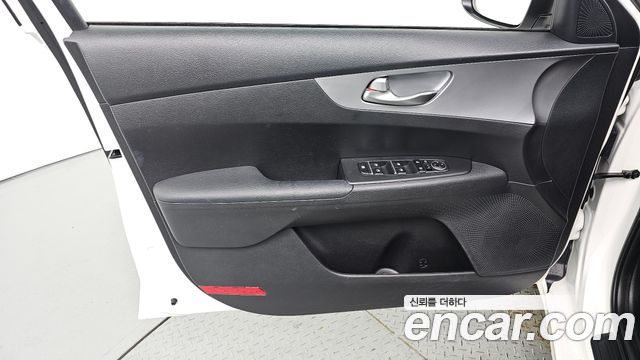 Kia K3 (II) 1.6 Prestige 2022 — фото 24