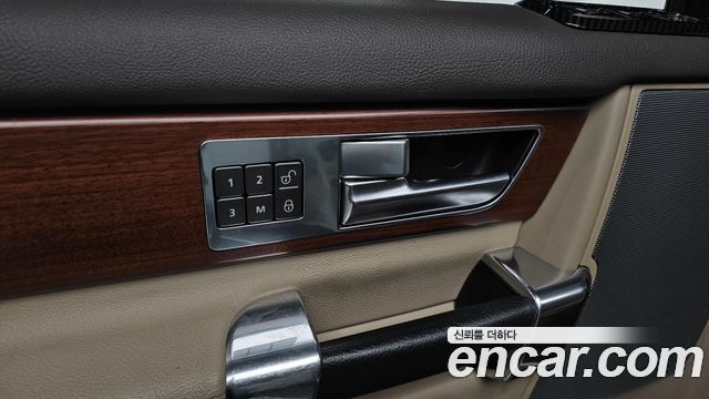 Land Rover Discovery 4 3.0 SDV6 HSE 2016 — фото 30