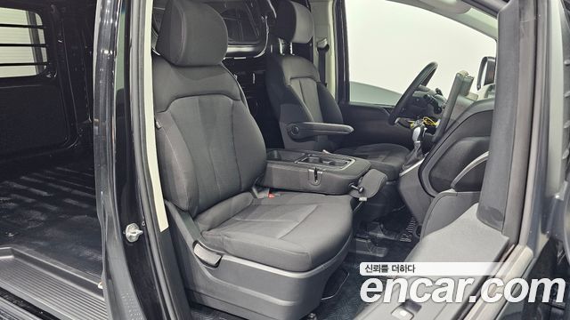 Hyundai Staria Cargo 3-Seater Smart 2022 — фото 10