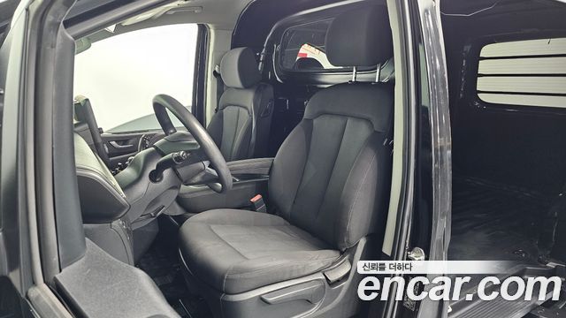 Hyundai Staria Cargo 3-Seater Smart 2022 — фото 11