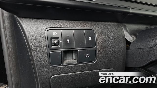 Hyundai Staria Cargo 3-Seater Smart 2022 — фото 18