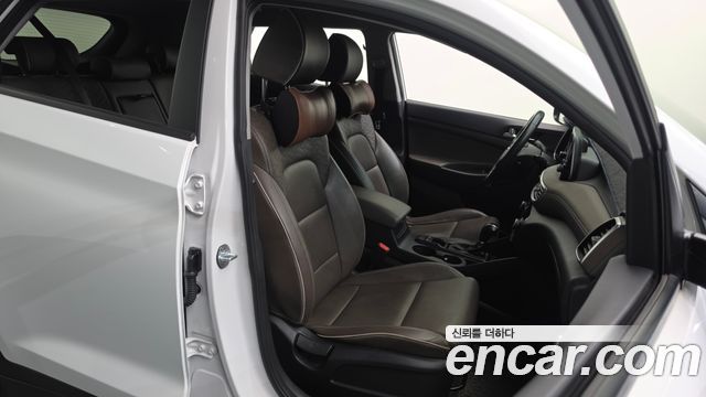 Hyundai Tucson Diesel 2.0 2WD Modern 2019 — фото 12