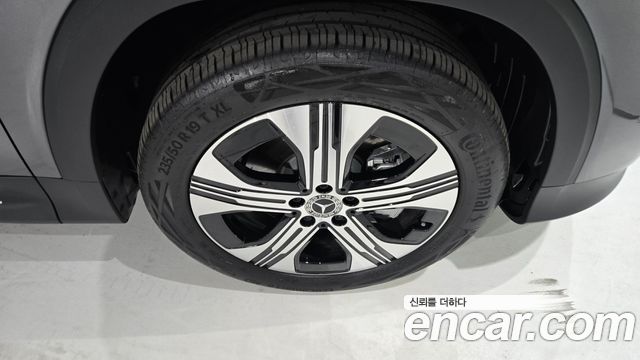 Mercedes-Benz EQB (X243) EQB300 4MATIC Progressive 2026 — фото 5